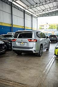 Toyota Land Cruiser 300 GXR 2022 - miniatura 6