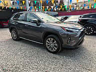 Toyota RAV4 XLE 2025 - miniatura 1