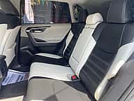 Toyota RAV4 XLE 2025 - miniatura 8
