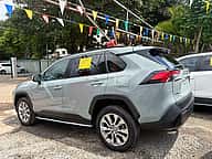 Toyota RAV4 XLE Premium 2023 - miniatura 4