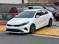 Kia Forte LXS 2023 - miniatura 3