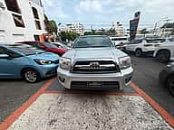 Toyota 4 Runner Limited 2005 - miniatura 1