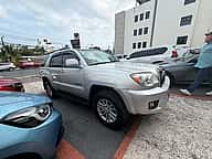 Toyota 4 Runner Limited 2005 - miniatura 2