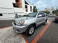 Toyota 4 Runner Limited 2005 - miniatura 3