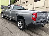 Toyota Tundra SR5 2015 - miniatura 5