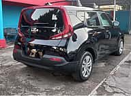 Kia Soul LX 2022 - miniatura 3