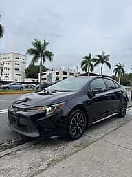 Toyota Corolla LE 2020 - miniatura 1