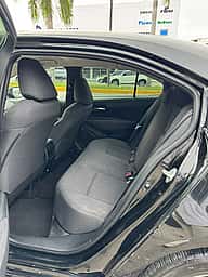 Toyota Corolla LE 2020 - miniatura 7