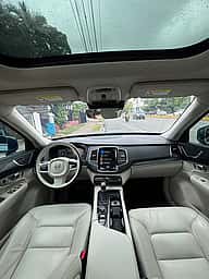 Volvo XC90 Momentum T6 2020 - miniatura 4