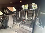 Ford Explorer XLT 2018 - miniatura 12