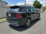 Kia Sorento LX 2023 - miniatura 3