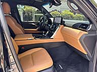 Lexus LX 600 Luxury 2024 - miniatura 8