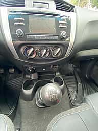 Nissan Frontier NP300 2021 - miniatura 9