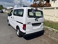 Nissan NV 200 2018 - miniatura 4