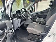 Nissan NV 200 2020 - miniatura 7