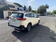 Toyota Rush 2024 - miniatura 3