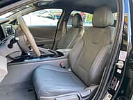 Hyundai Elantra SE 2021 - miniatura 8
