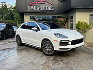 Porsche Cayenne Coupe S 2020 - miniatura 3