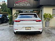 Porsche Cayenne Coupe S 2020 - miniatura 5