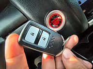 Honda Fit LX 2020 - miniatura 10
