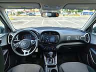 Kia Soul LX 2020 - miniatura 8
