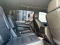 Chevrolet Suburban LT 2021 - miniatura 7