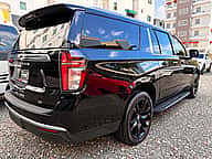 Chevrolet Suburban LT 2022 - miniatura 3