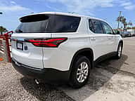 Chevrolet Traverse LS 2022 - miniatura 3