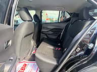 Nissan Kicks SV 2023 - miniatura 8