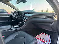 Toyota Camry XSE 2019 - miniatura 6