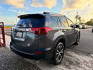 Toyota RAV4 LE 2015 - miniatura 3