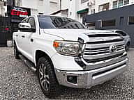 Toyota Tundra Platinum 2014 - miniatura 1
