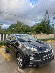 Toyota RAV4 LE 2019 - miniatura 3