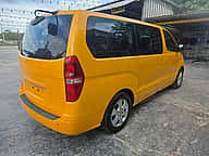 Hyundai Grand Starex Limousine 2021 - miniatura 11
