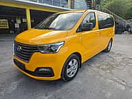 Hyundai Grand Starex Limousine 2021 - miniatura 1