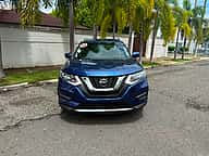 Nissan Rogue SV FULL 2020 - miniatura 3