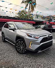 Toyota RAV4 LE PLUS 2023 - miniatura 4