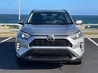 Toyota RAV4 XLE 2024 - miniatura 3