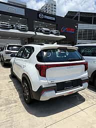 Kia Sonet FULL 2027 - miniatura 4