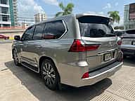 Lexus LX 570 2020 - miniatura 5