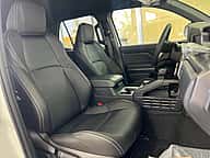 Toyota 4 Runner SR5 2027 - miniatura 7