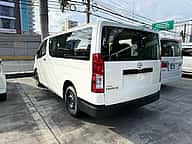 Toyota Hiace 2026 - miniatura 4