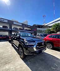 Toyota Hilux Limited 2025 - miniatura 2
