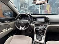 Hyundai Elantra Value Edition 2020 - miniatura 5