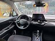 Toyota C-HR LE 2020 - miniatura 6