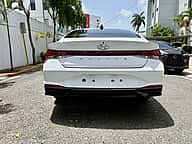 Hyundai Avante Luxury 2021 - miniatura 8
