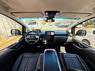 Hyundai Staria 2023 - miniatura 7