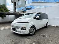 Hyundai Staria 2023 - miniatura 3