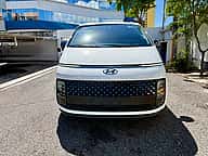 Hyundai Staria 2023 - miniatura 3