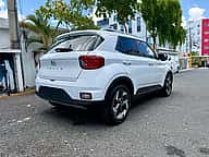 Hyundai Venue 2022 - miniatura 9